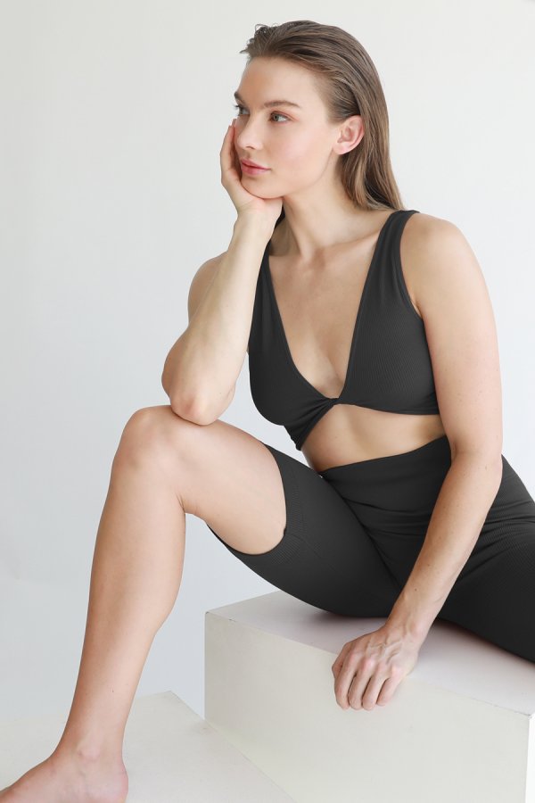 Nikibiki Reversible twist bra NS8008