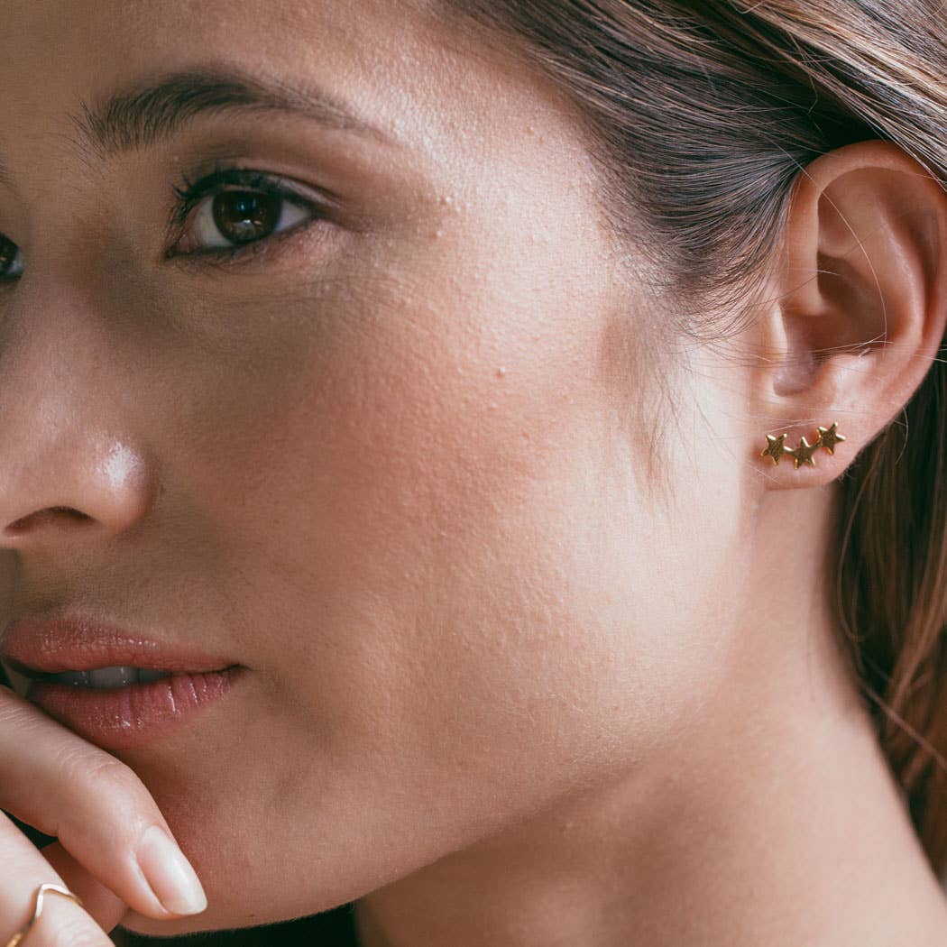 Amano Star Cluster Studs 17SS