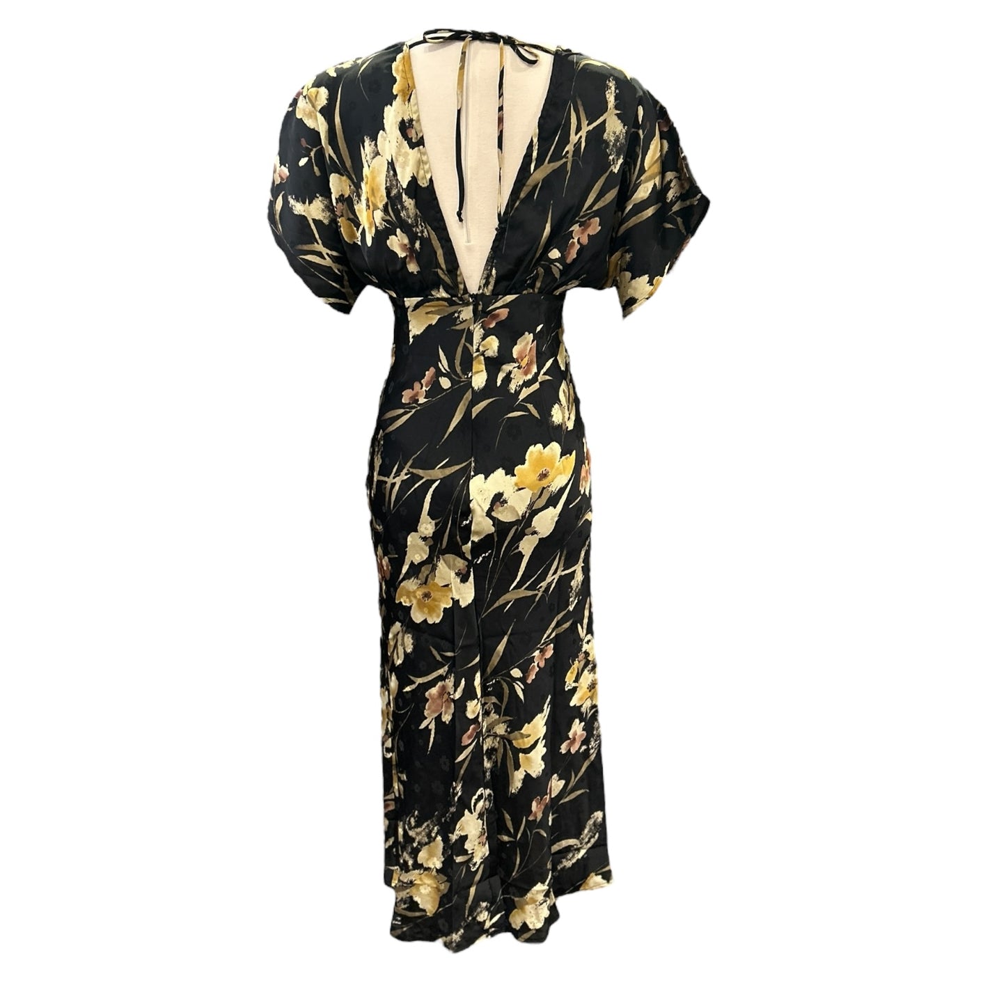 Carrie Vneck Lace Dress