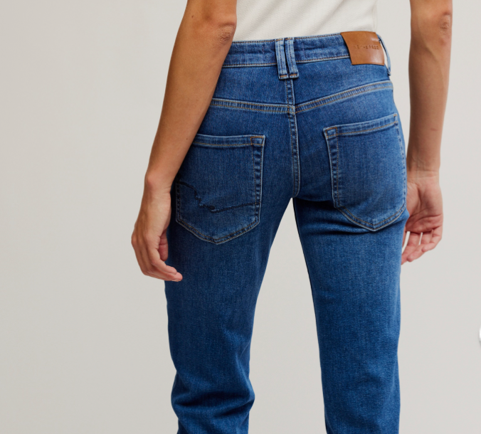 Free People Oracle Low Rise Slim Straight Jean