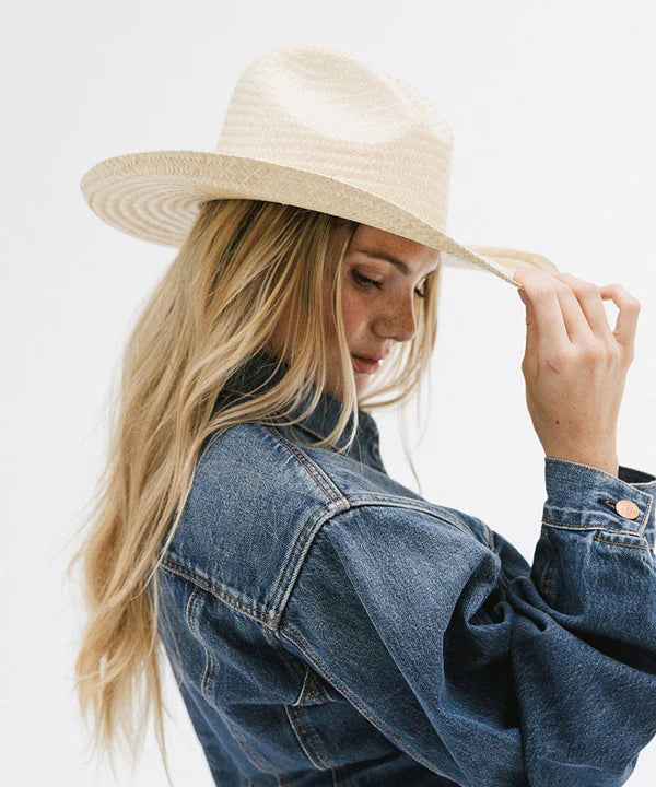 Gigi Pip Linny Gus Crown Hat