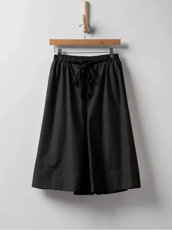 UD Slouchy Capri Shorts