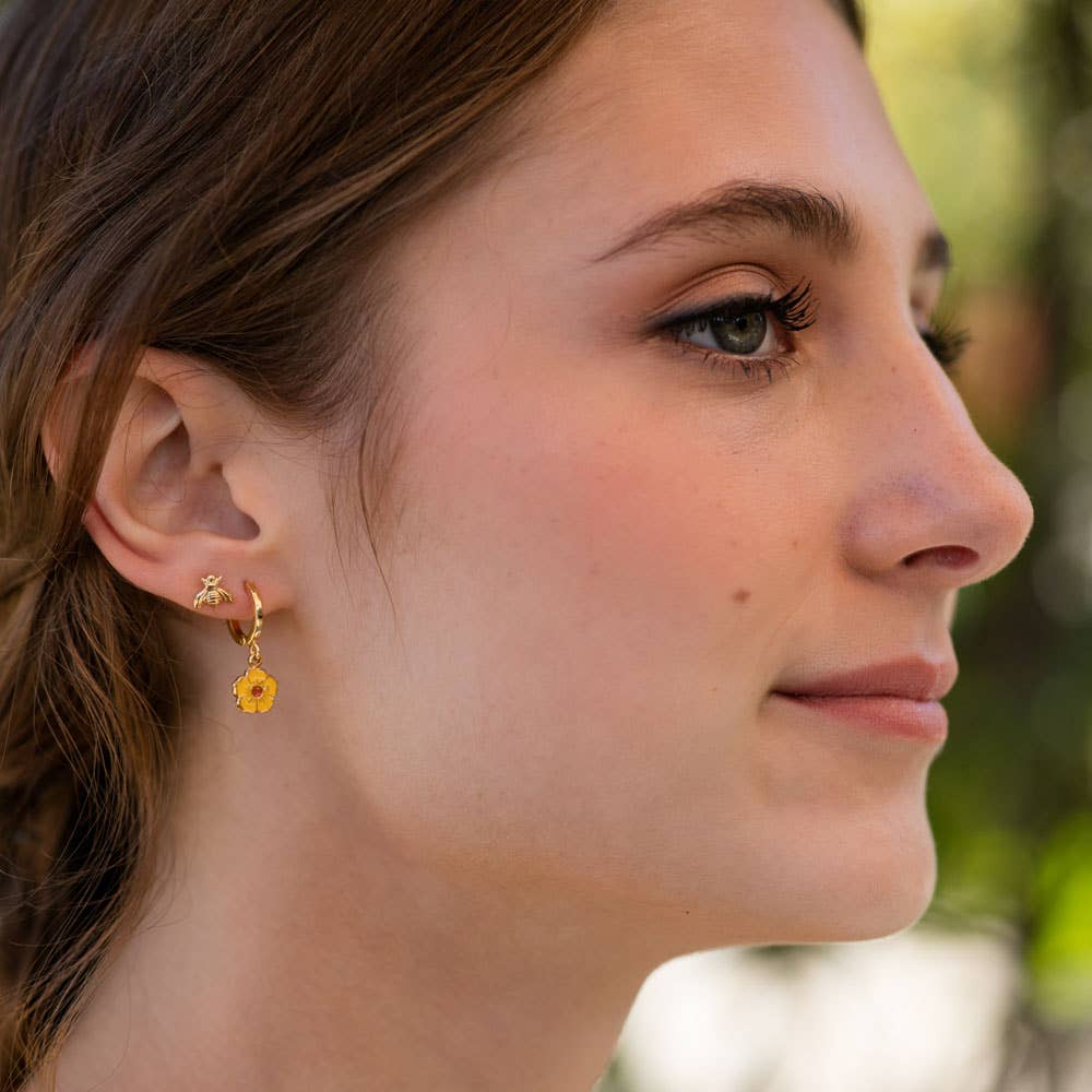 Amano Honey Bee Studs 17BEE