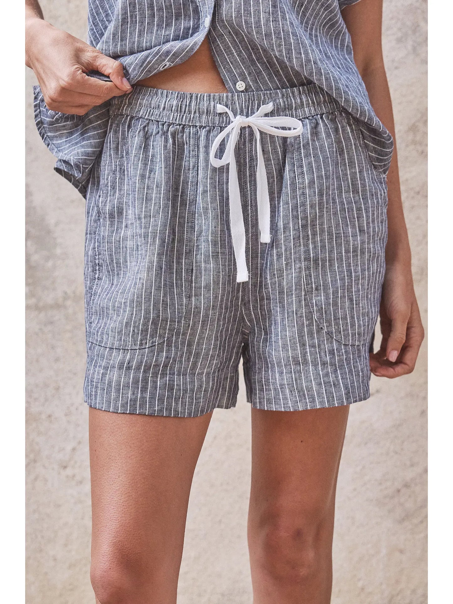 Linen Drawstring Relaxed Shorts