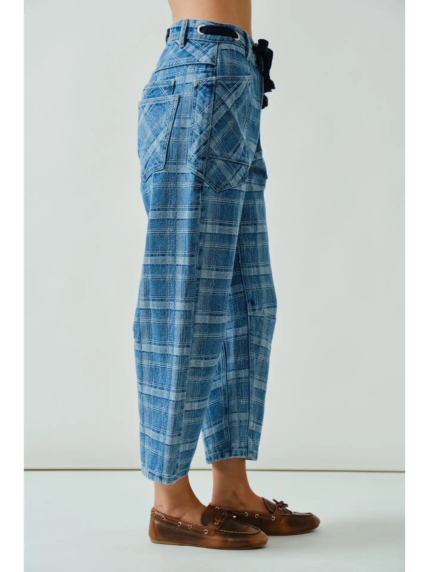 Aaron Amber Plaid Semi Barrel Jean