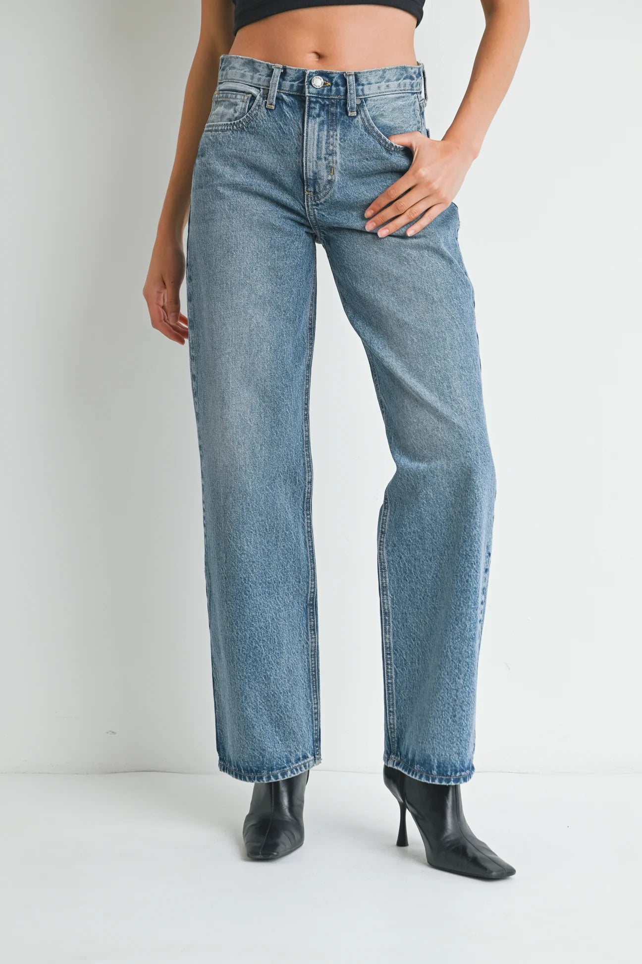 Just Black Denim Relaxed Straight Leg Jean