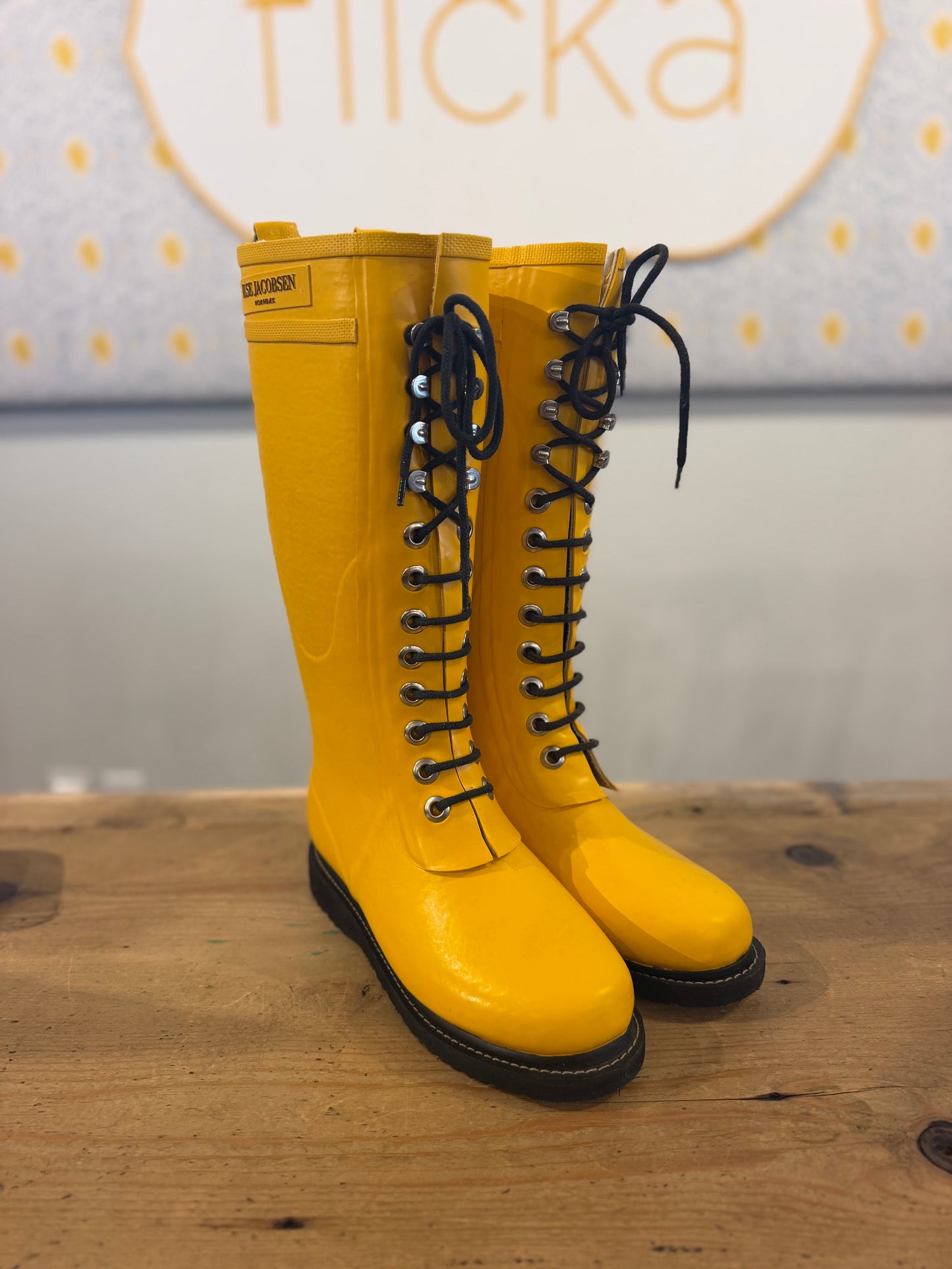 Ilse Jacobsen Tall Rain Boot Rub 01