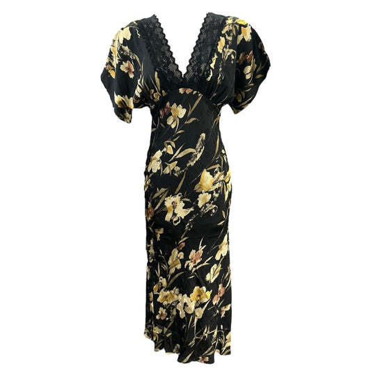 Carrie Vneck Lace Dress