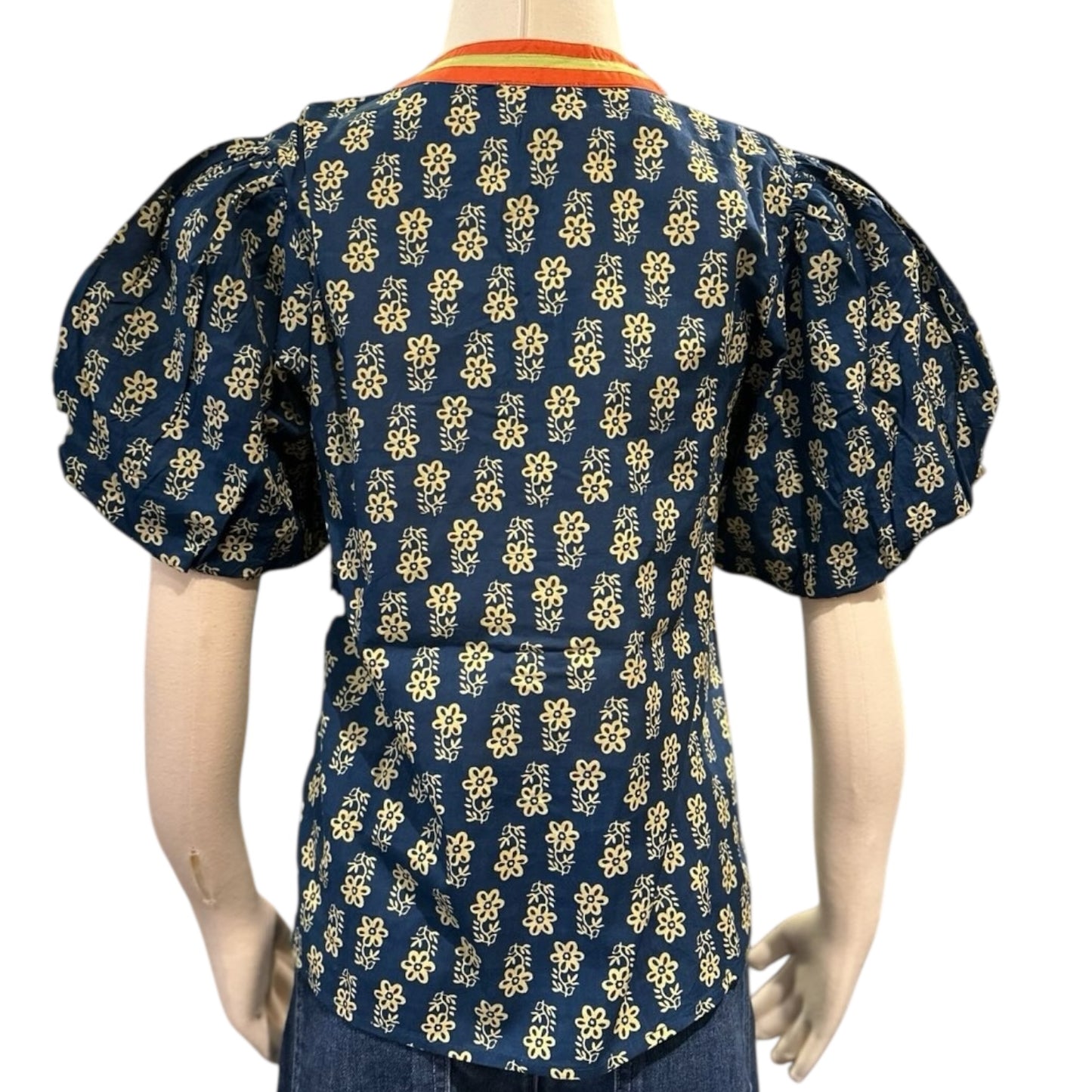 Puff sleeve with racing stripe Vneck Top