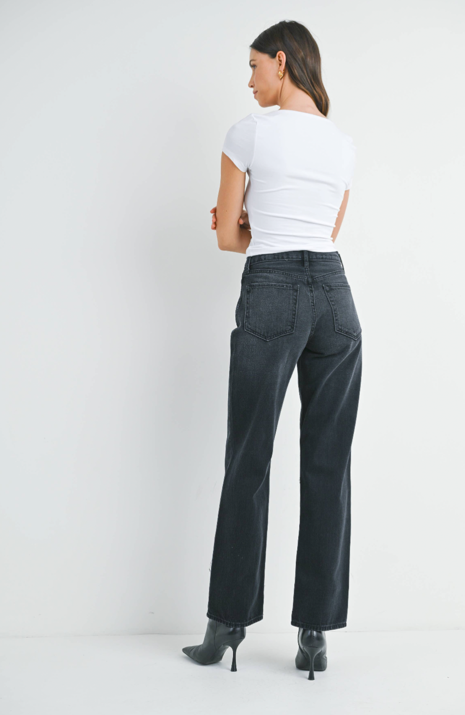 Just Black Denim Relaxed Straight Jean