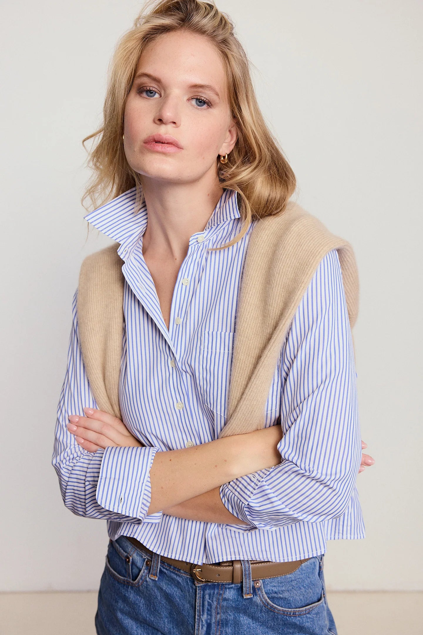 The Shirt Longsleeve Boxy Crop Shirt