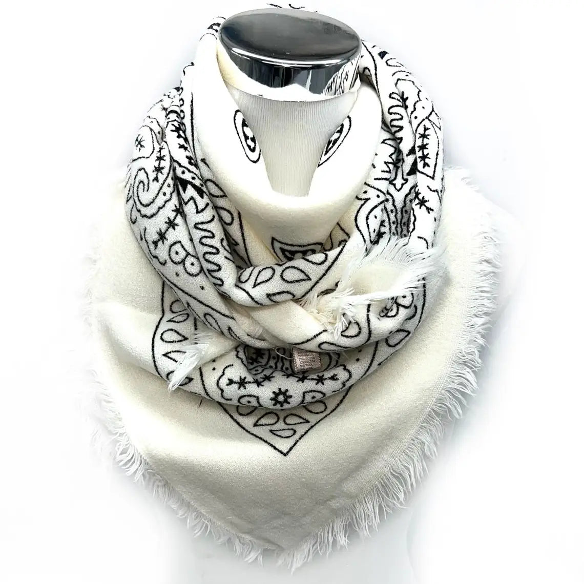Lineta Paisley Fringe Bandana