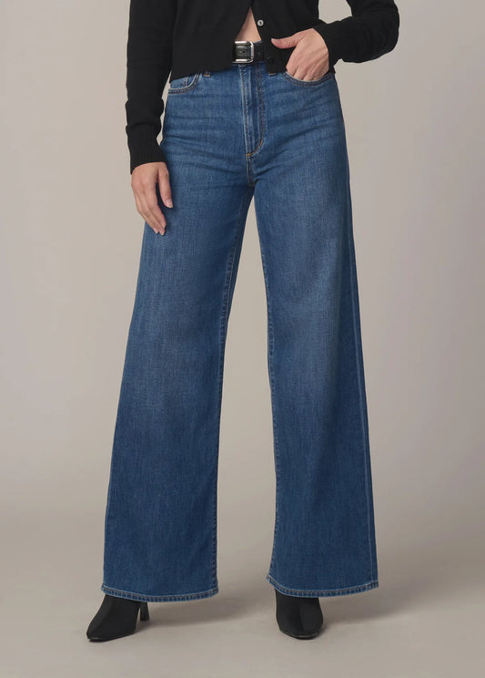 Joes Jeans The Mia Petite Jean