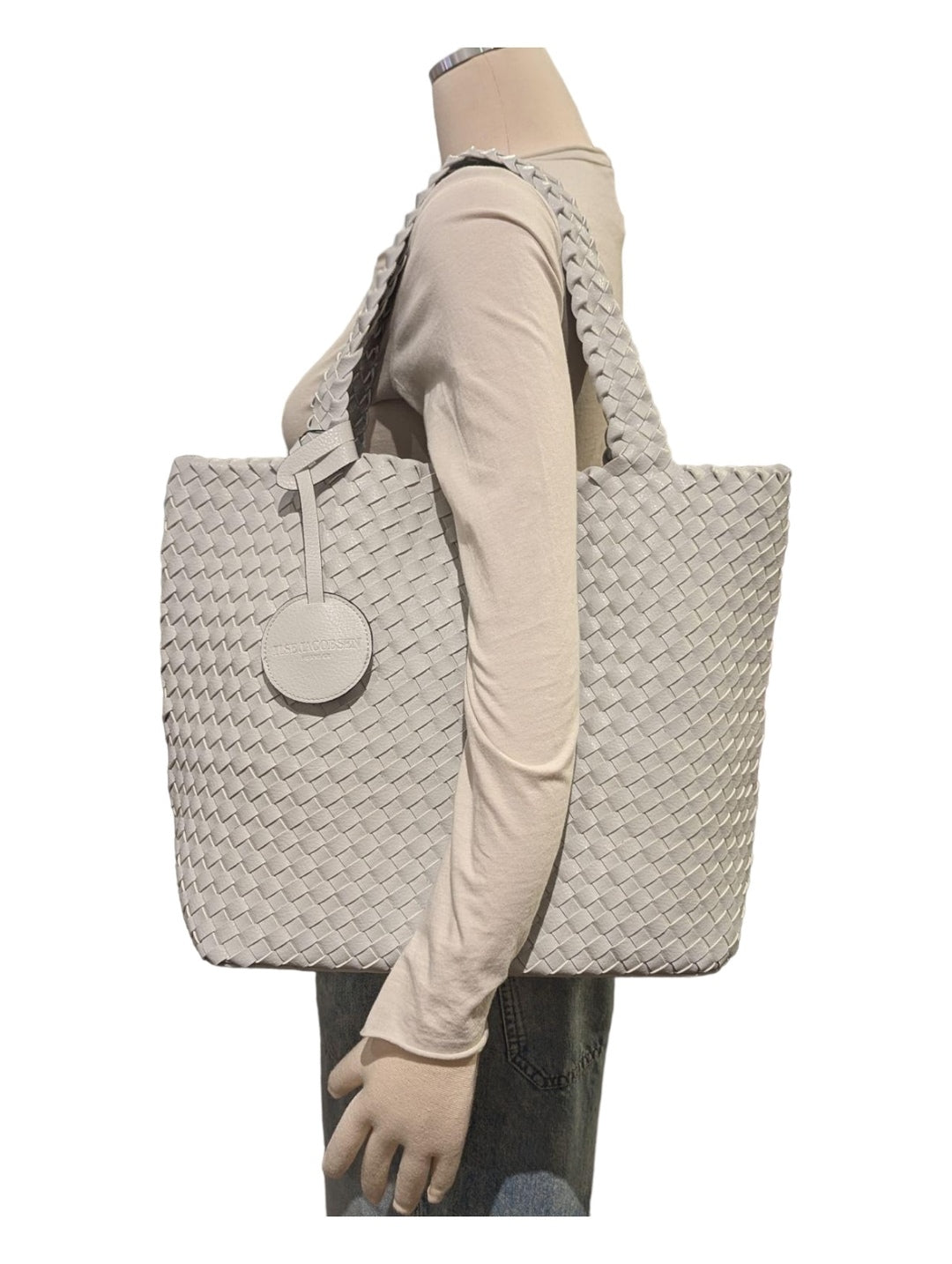 Ilse Jacobsen Woven Tote Bag 08